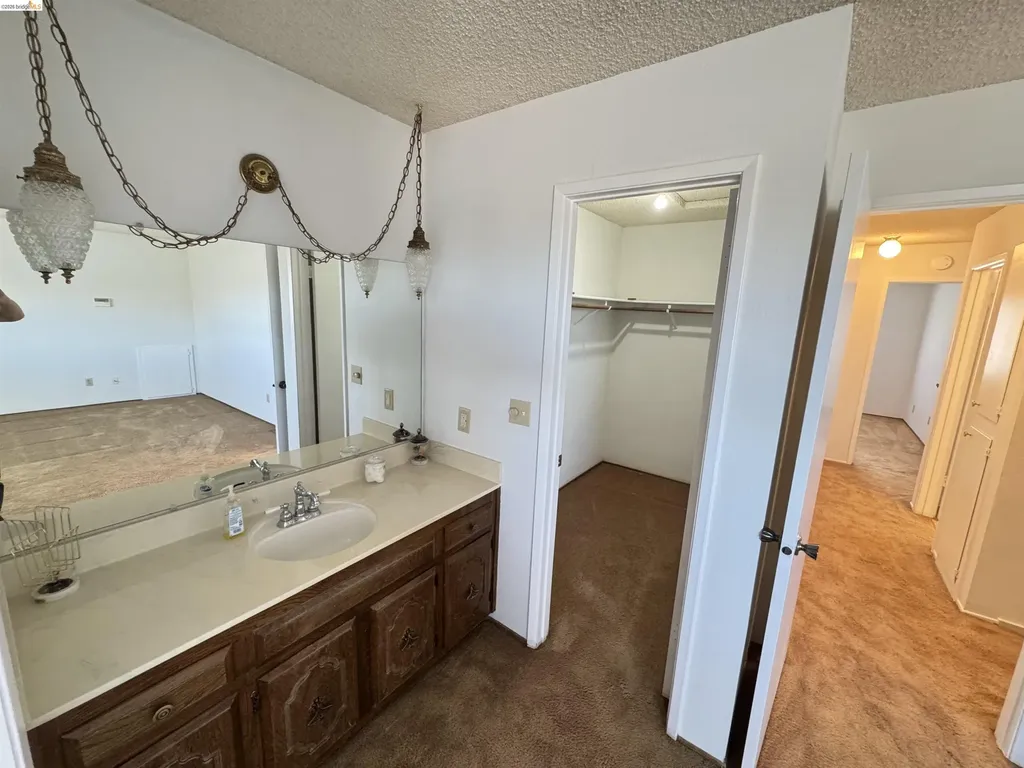 2374 Silver Creek Circle Antioch CA 94509