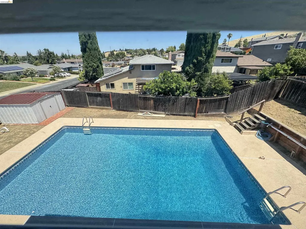 2374 Silver Creek Circle Antioch CA 94509