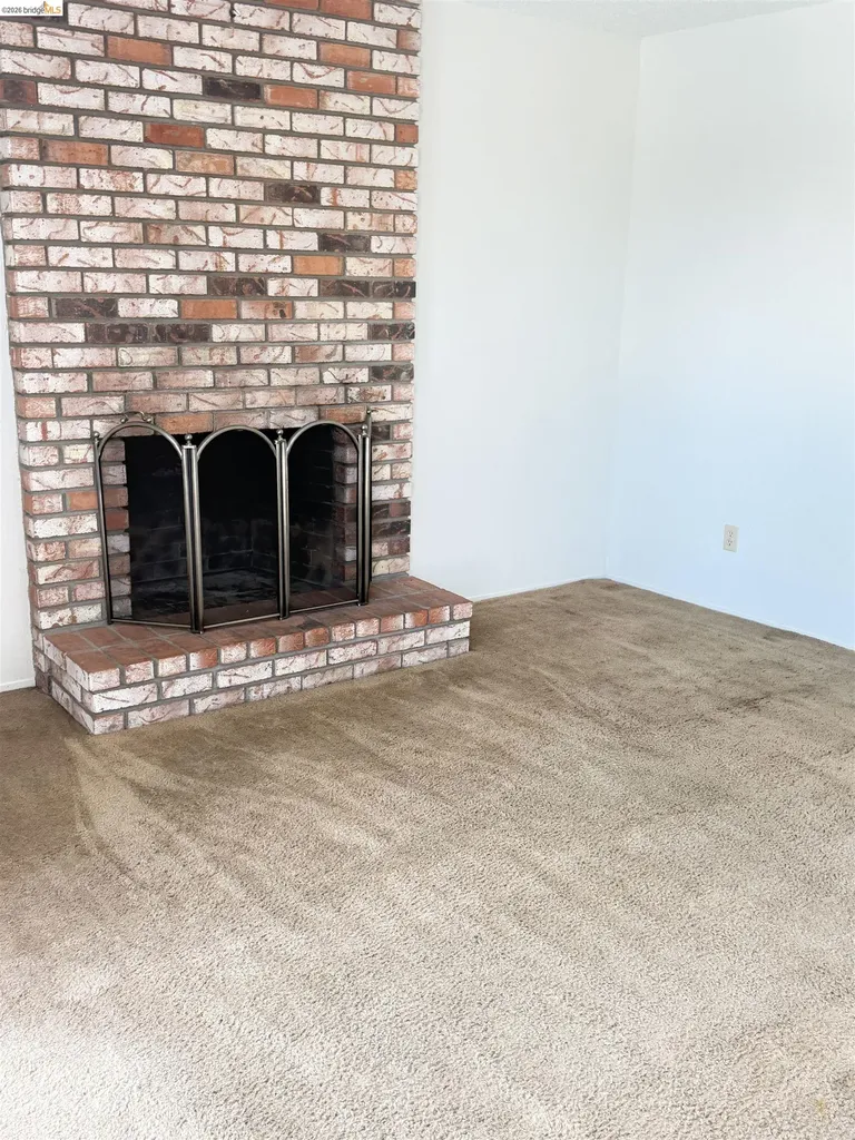 2374 Silver Creek Circle Antioch CA 94509