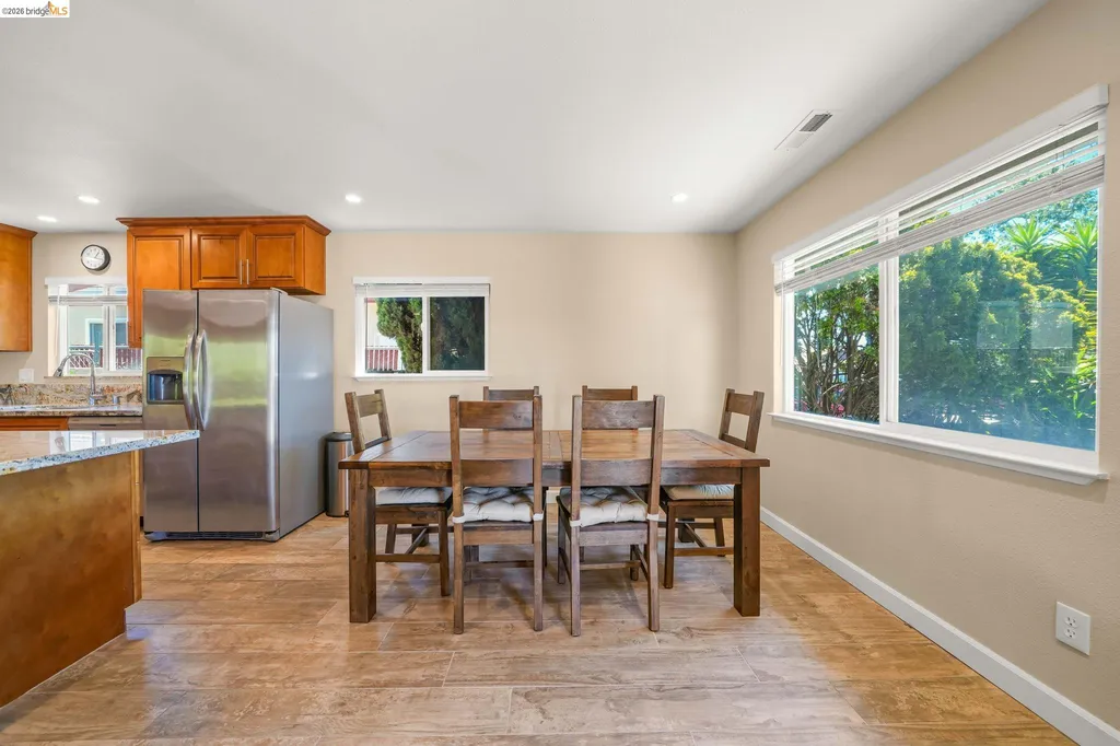 724 Lockwood Drive Vallejo CA 94547