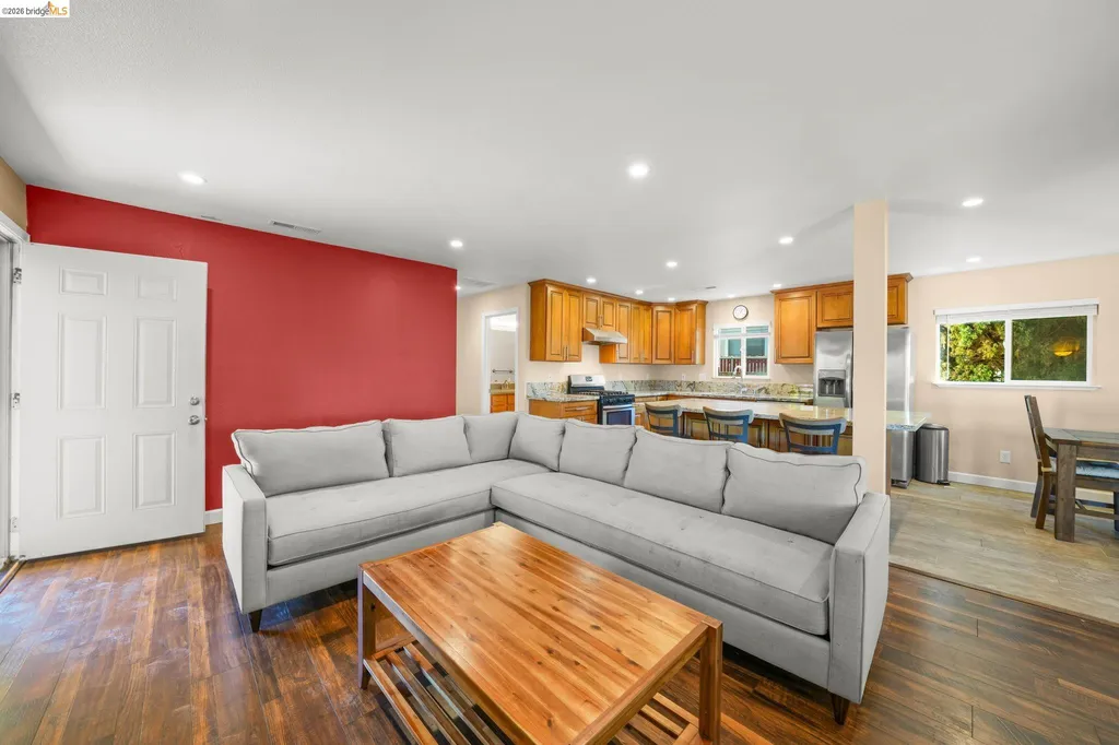 724 Lockwood Drive Vallejo CA 94547