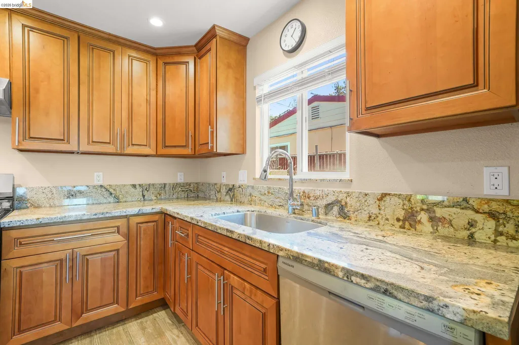 724 Lockwood Drive Vallejo CA 94547