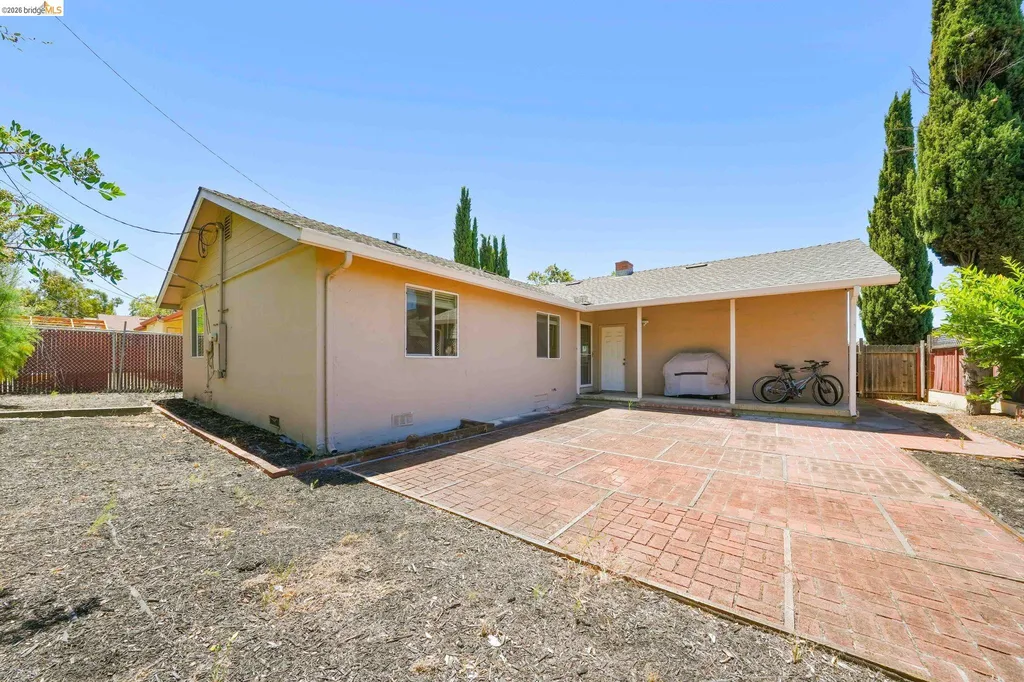 724 Lockwood Drive Vallejo CA 94547