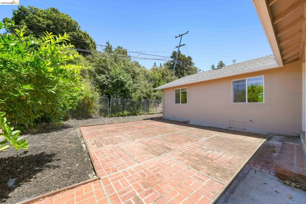 724 Lockwood Drive Vallejo CA 94547