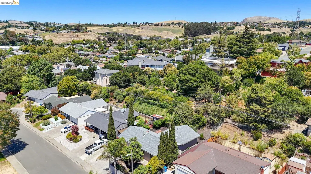 724 Lockwood Drive Vallejo CA 94547
