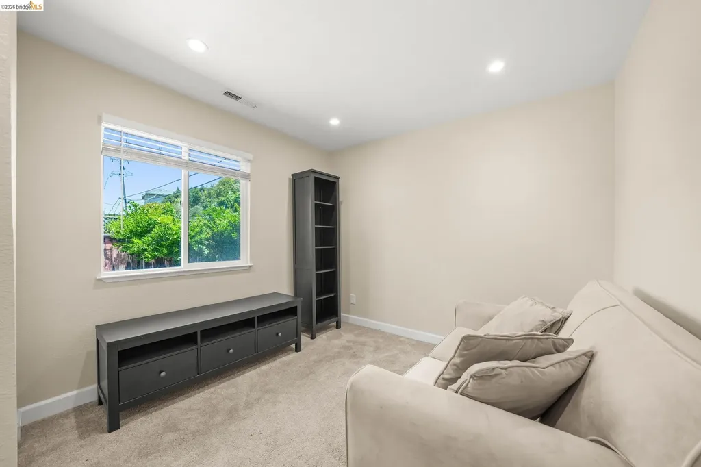 724 Lockwood Drive Vallejo CA 94547