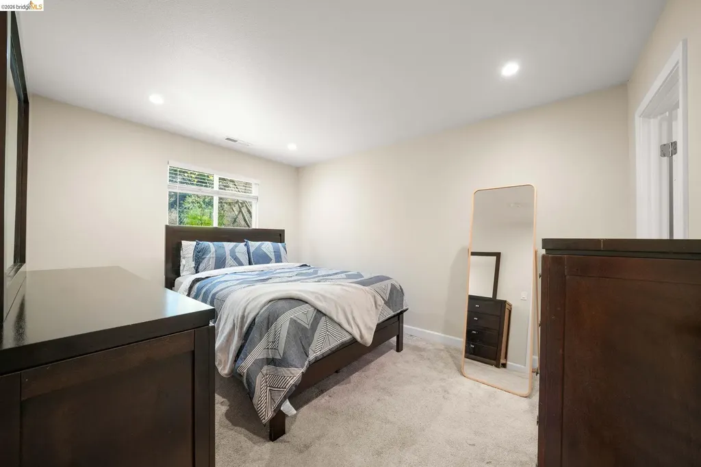 724 Lockwood Drive Vallejo CA 94547