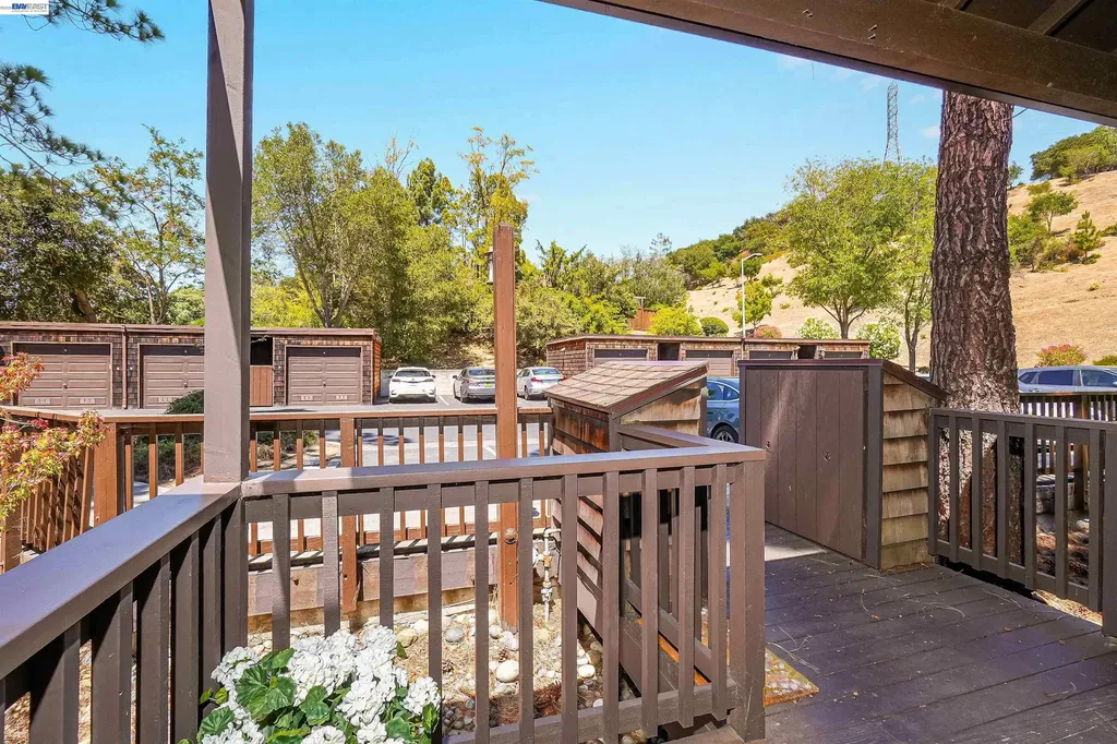 5370 Briar Ridge Drive Castro Valley CA 94552