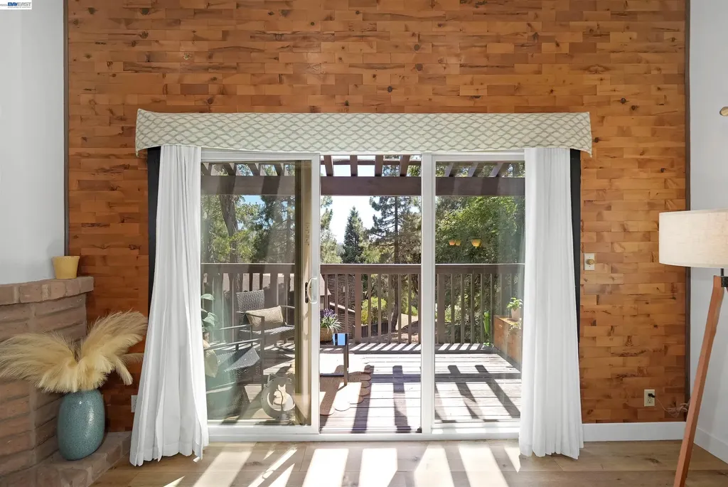 5370 Briar Ridge Drive Castro Valley CA 94552