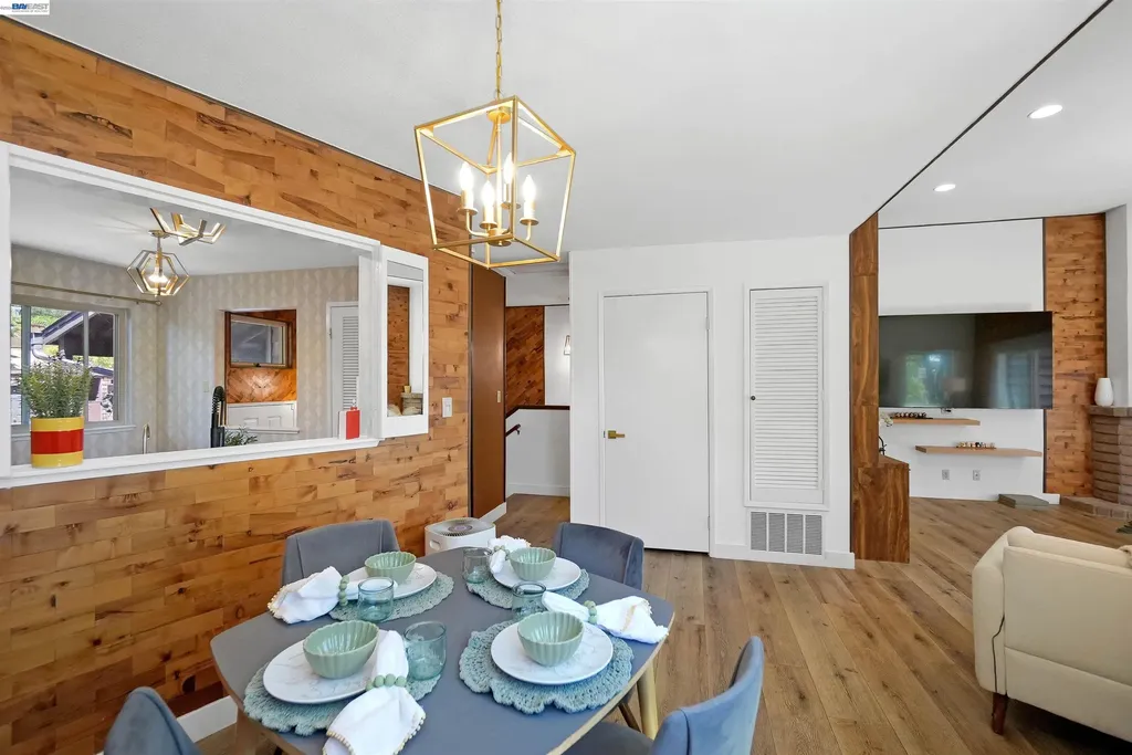 5370 Briar Ridge Drive Castro Valley CA 94552