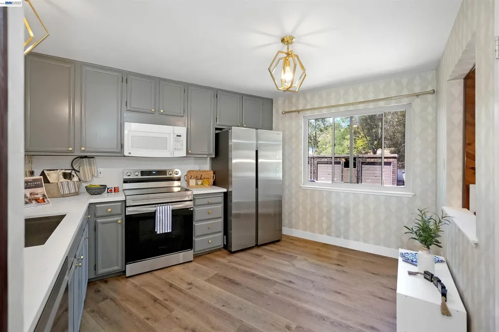 5370 Briar Ridge Drive Castro Valley CA 94552