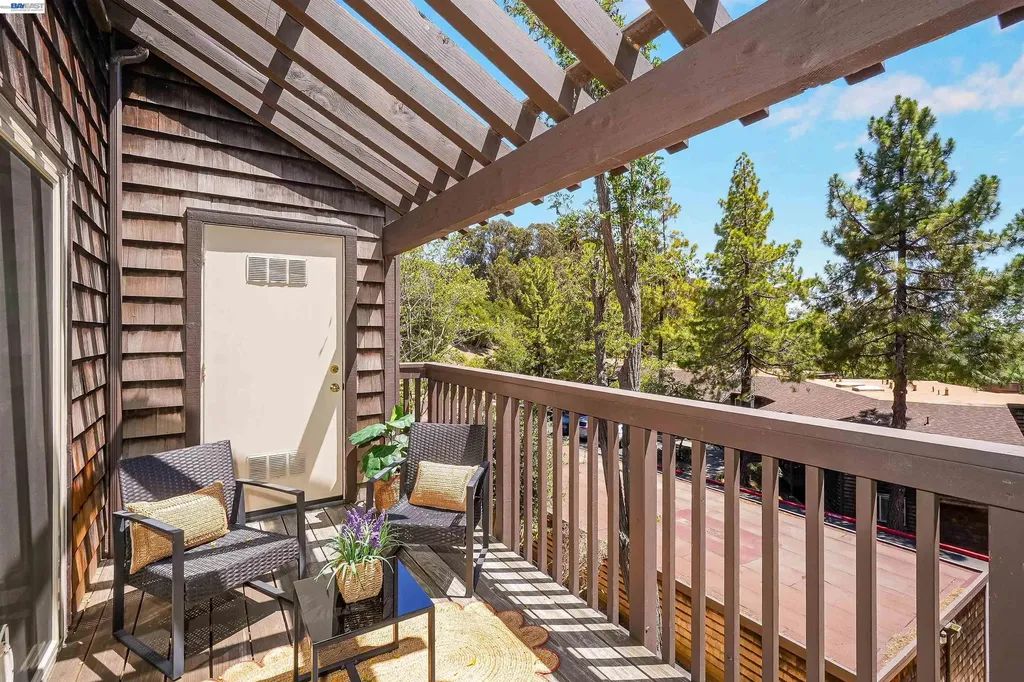 5370 Briar Ridge Drive Castro Valley CA 94552