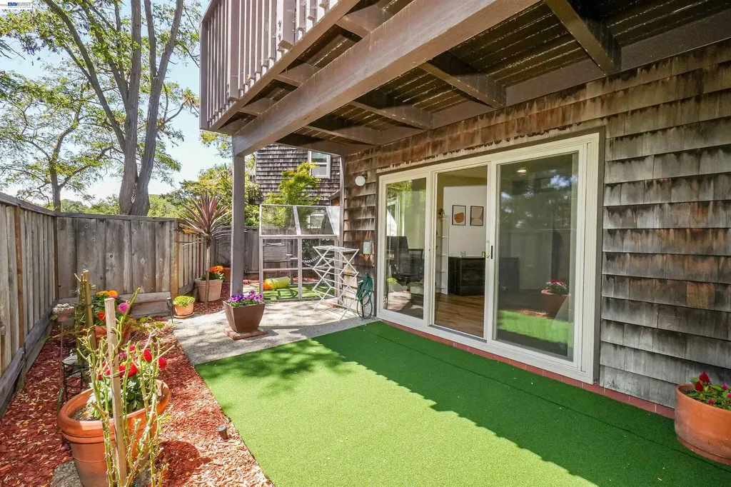 5370 Briar Ridge Drive Castro Valley CA 94552