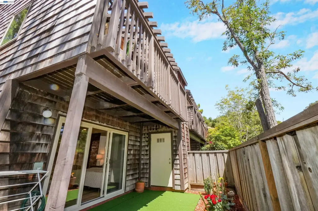 5370 Briar Ridge Drive Castro Valley CA 94552