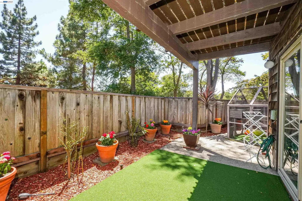 5370 Briar Ridge Drive Castro Valley CA 94552