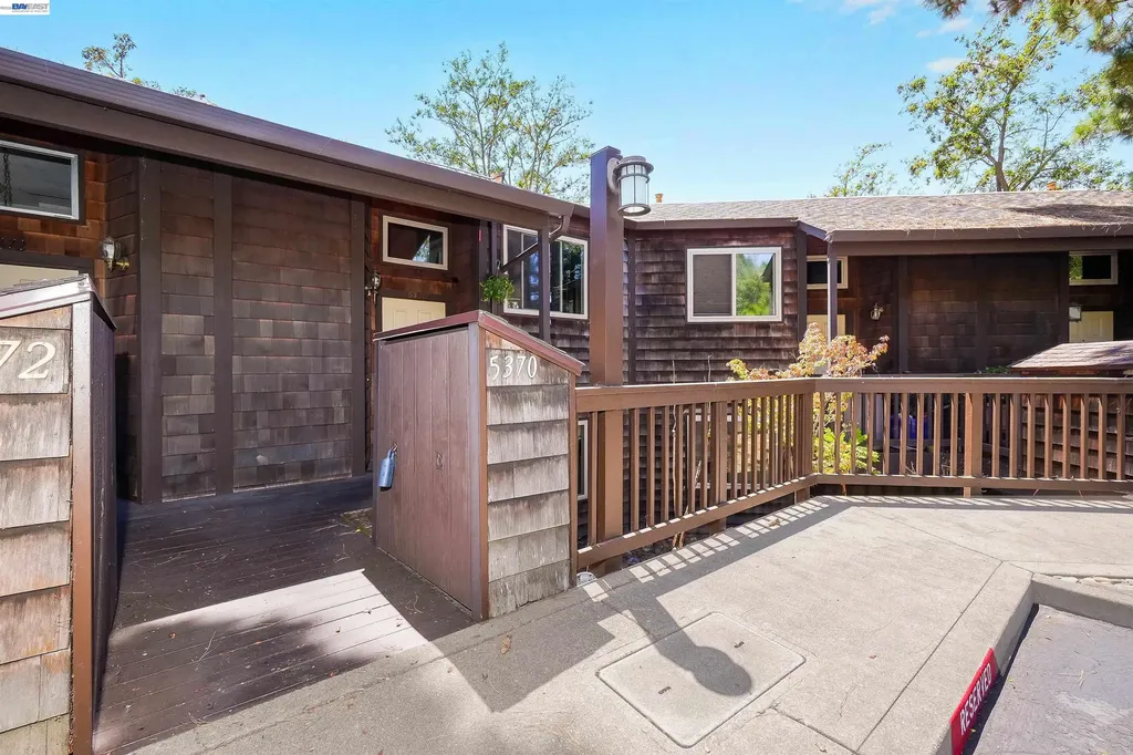 5370 Briar Ridge Drive Castro Valley CA 94552