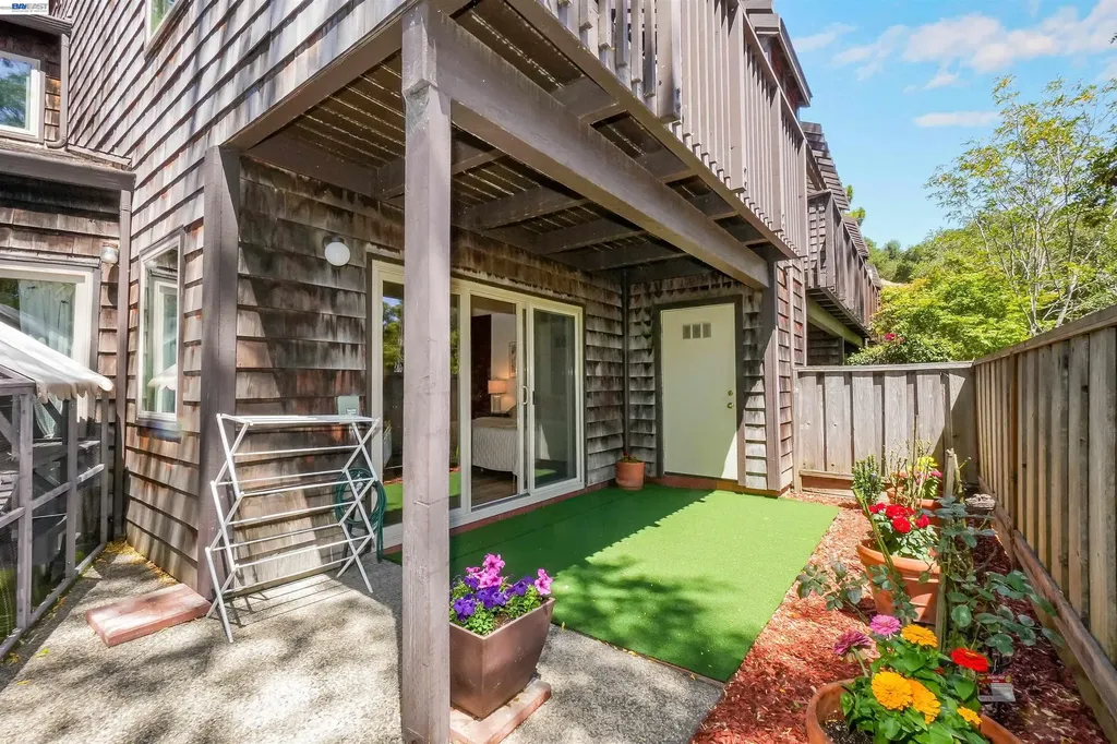5370 Briar Ridge Drive Castro Valley CA 94552