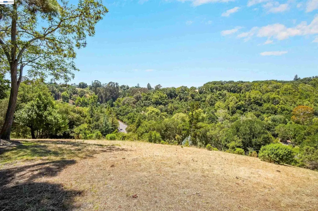5370 Briar Ridge Drive Castro Valley CA 94552