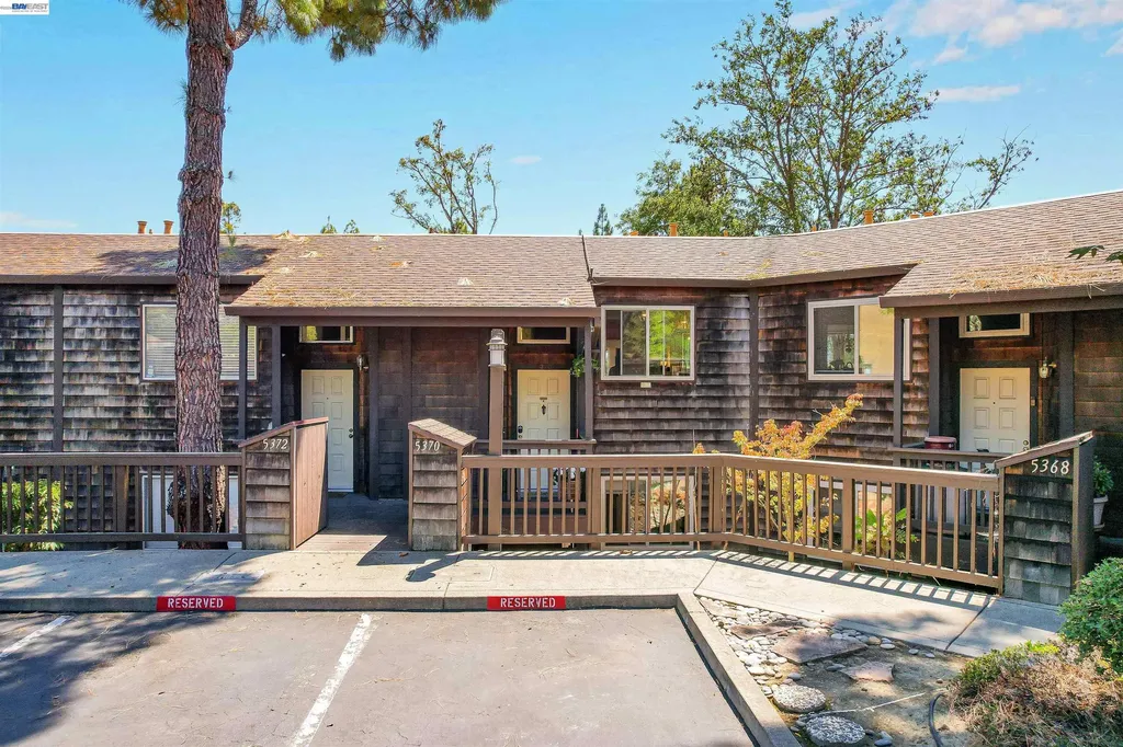 5370 Briar Ridge Drive Castro Valley CA 94552
