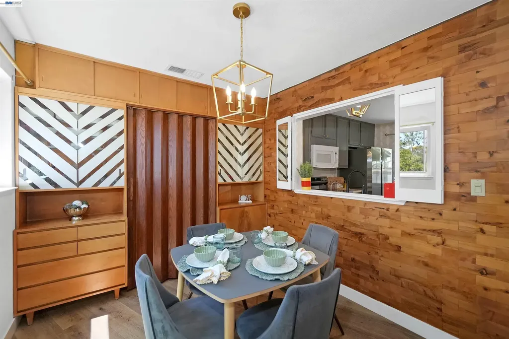 5370 Briar Ridge Drive Castro Valley CA 94552