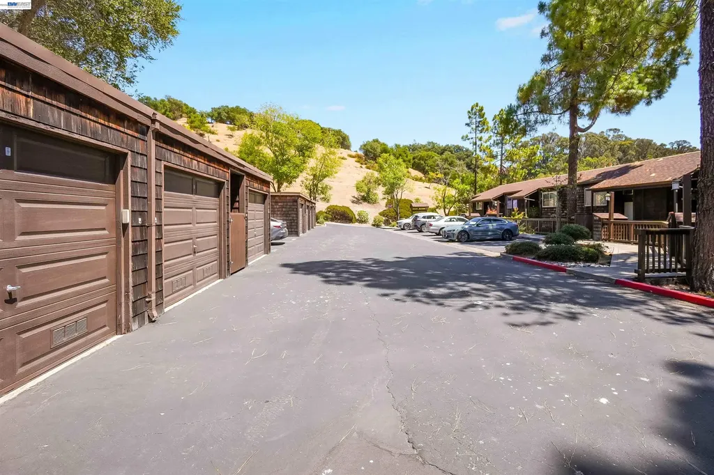 5370 Briar Ridge Drive Castro Valley CA 94552