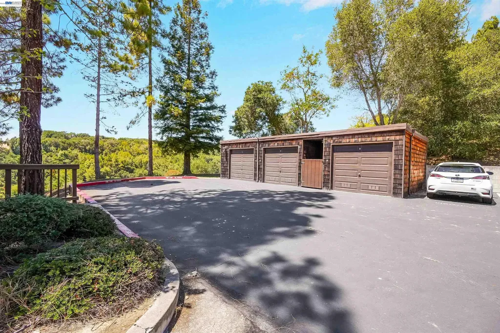 5370 Briar Ridge Drive Castro Valley CA 94552