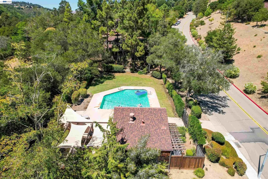 5370 Briar Ridge Drive Castro Valley CA 94552