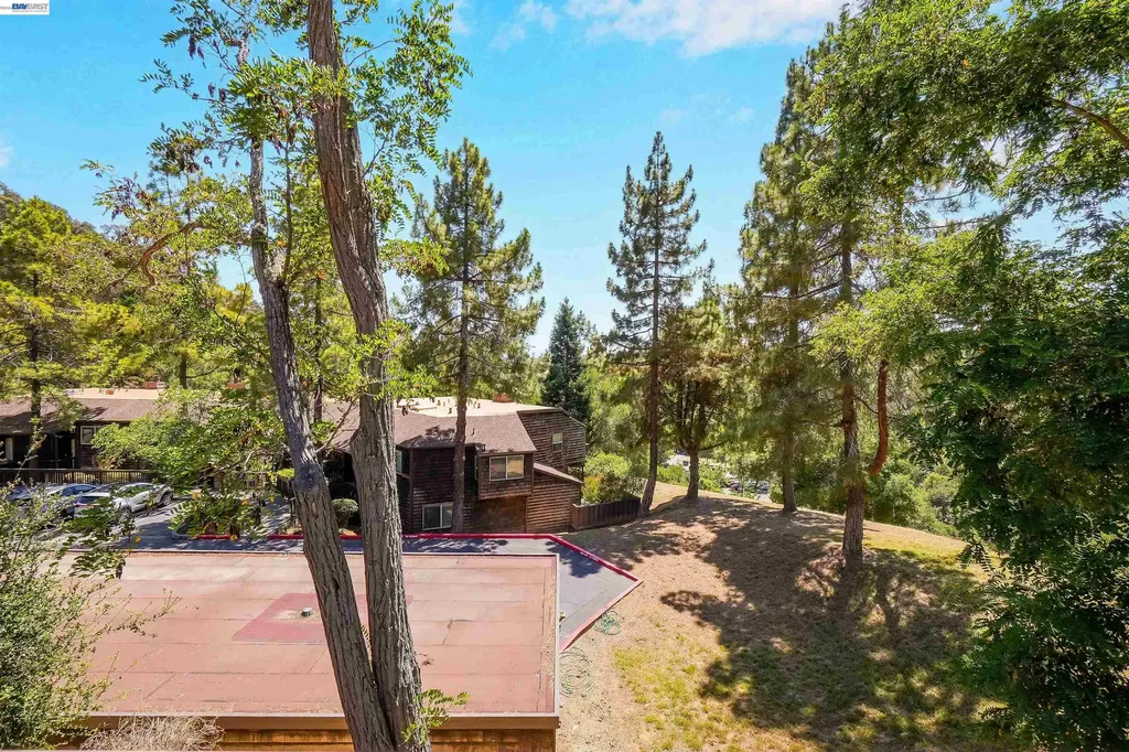 5370 Briar Ridge Drive Castro Valley CA 94552
