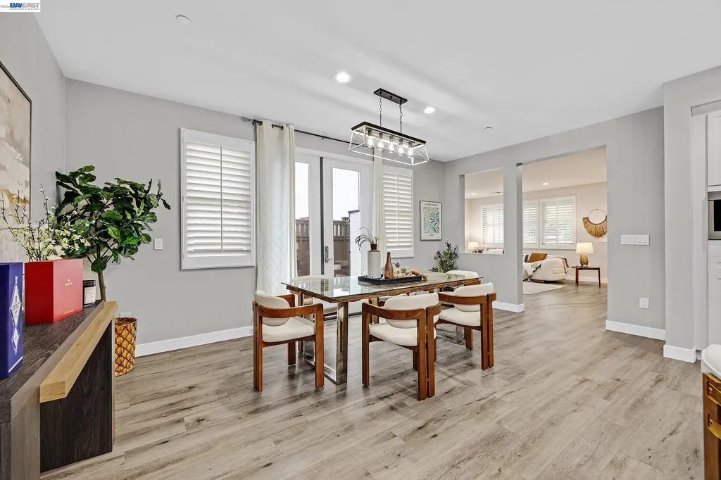 1920 Willow Street Alameda CA 94501