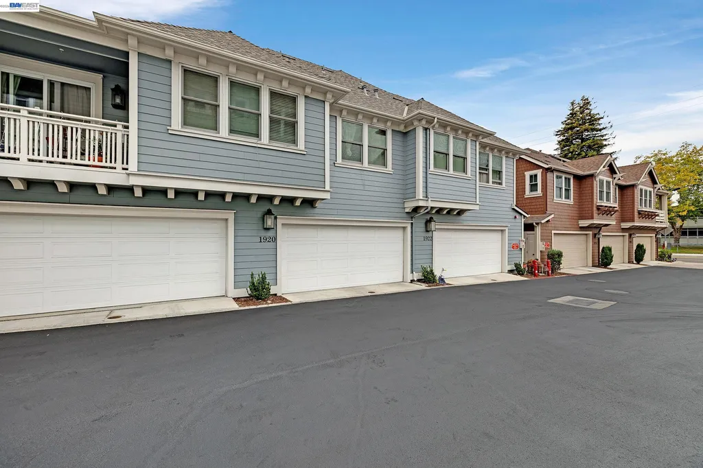 1920 Willow Street Alameda CA 94501
