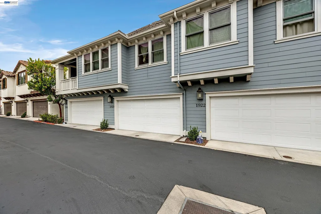 1920 Willow Street Alameda CA 94501