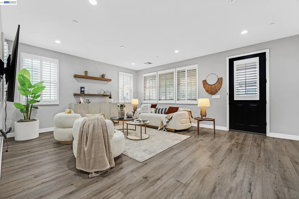 1920 Willow Street Alameda CA 94501