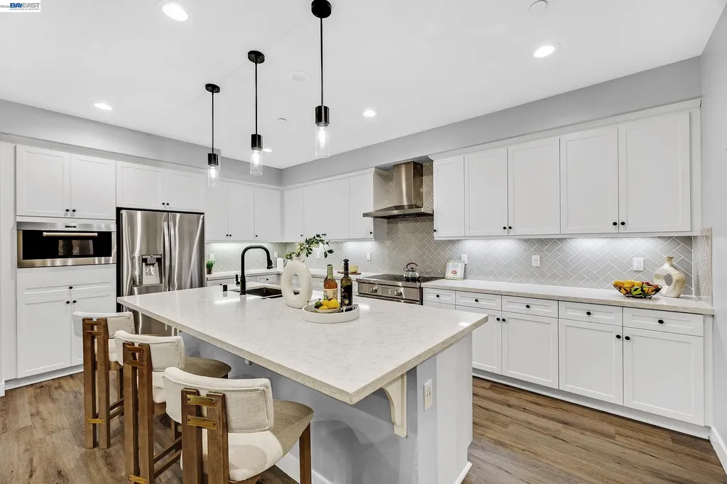 1920 Willow Street Alameda CA 94501