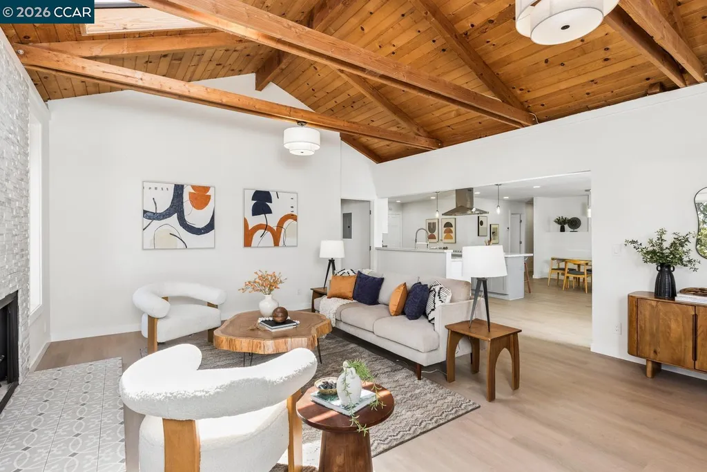 16 Ruth Court Lafayette CA 94549