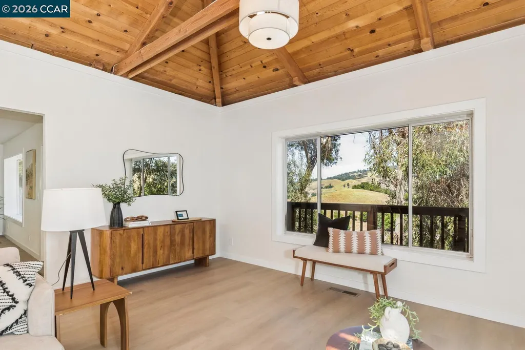 16 Ruth Court Lafayette CA 94549