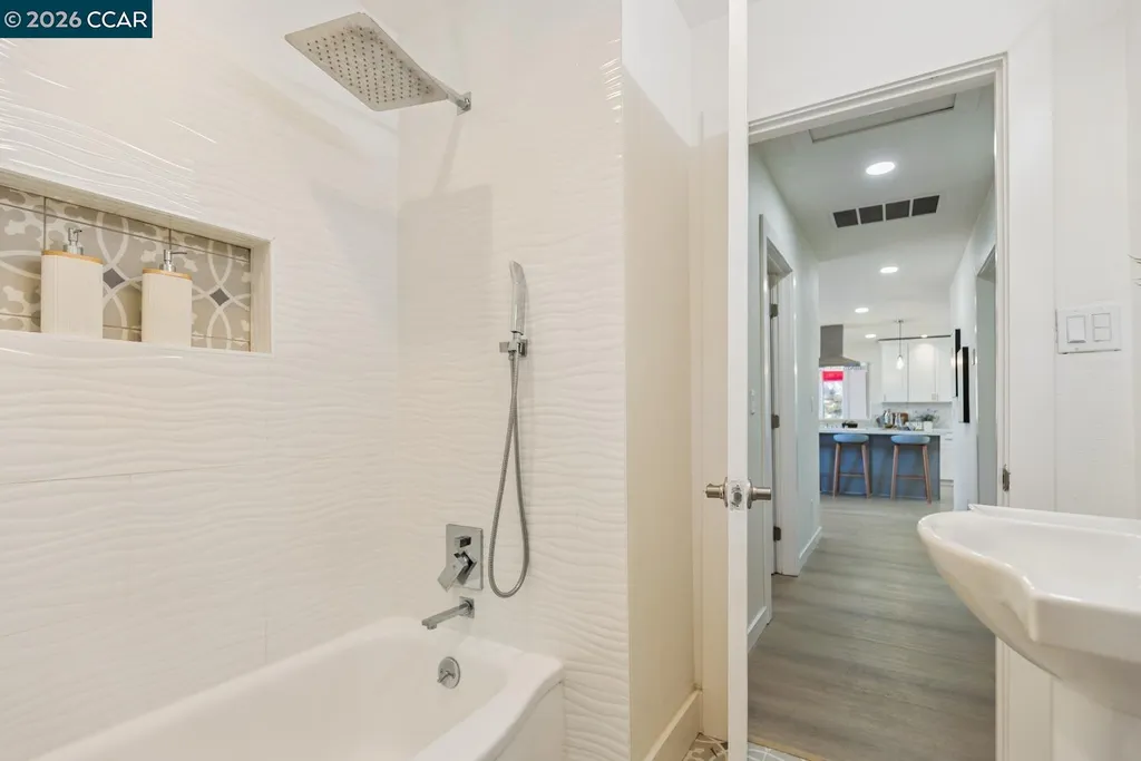 16 Ruth Court Lafayette CA 94549