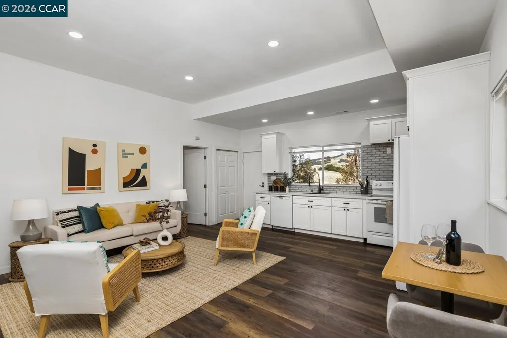 16 Ruth Court Lafayette CA 94549