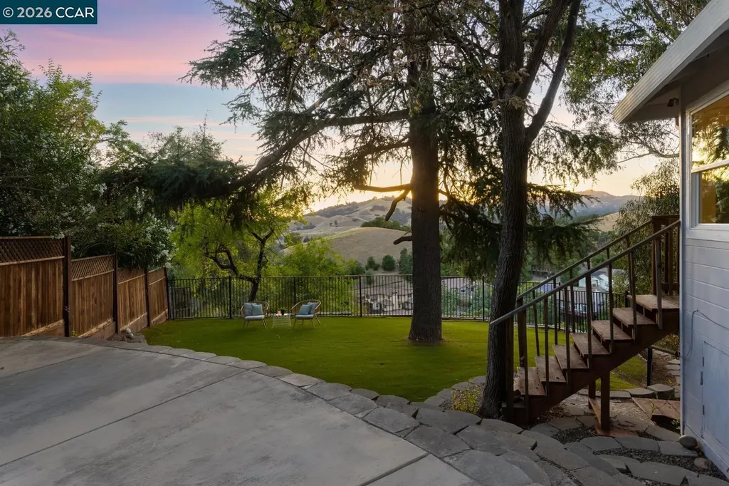 16 Ruth Court Lafayette CA 94549