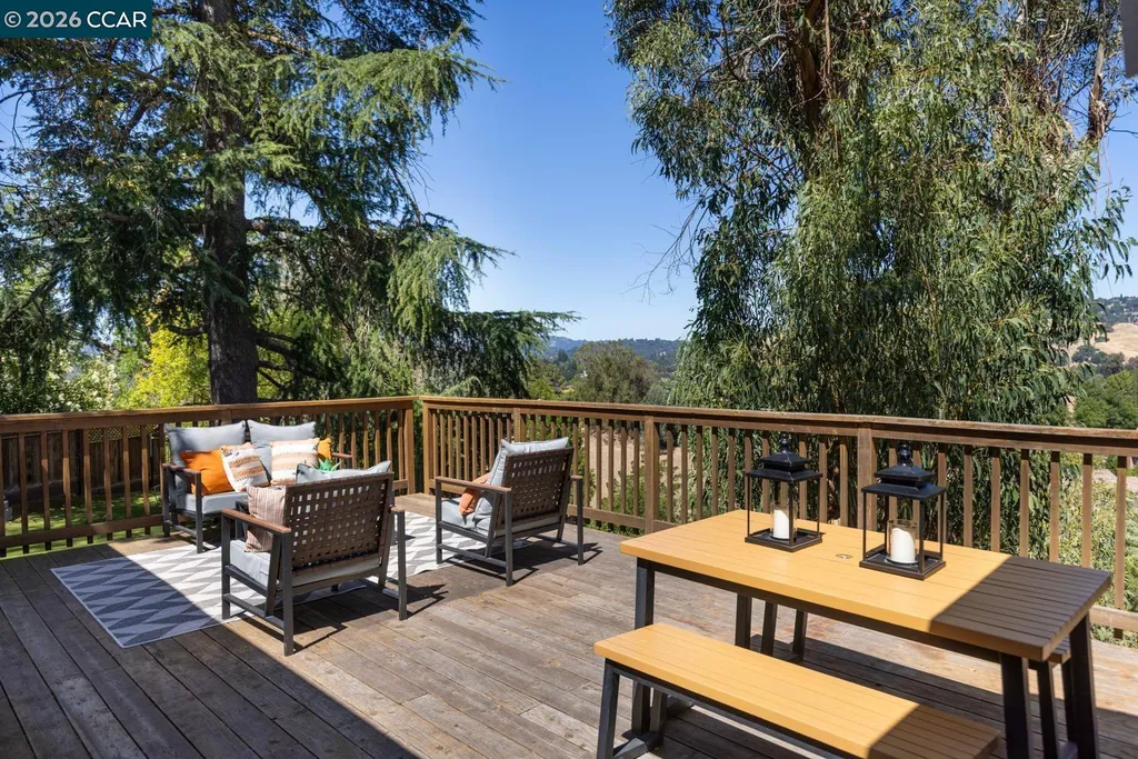 16 Ruth Court Lafayette CA 94549