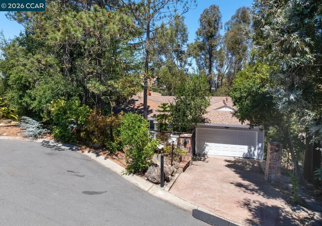 16 Ruth Court Lafayette CA 94549