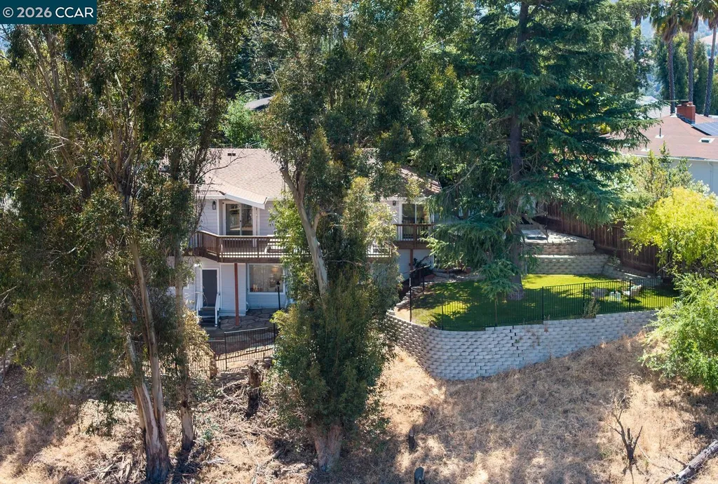 16 Ruth Court Lafayette CA 94549