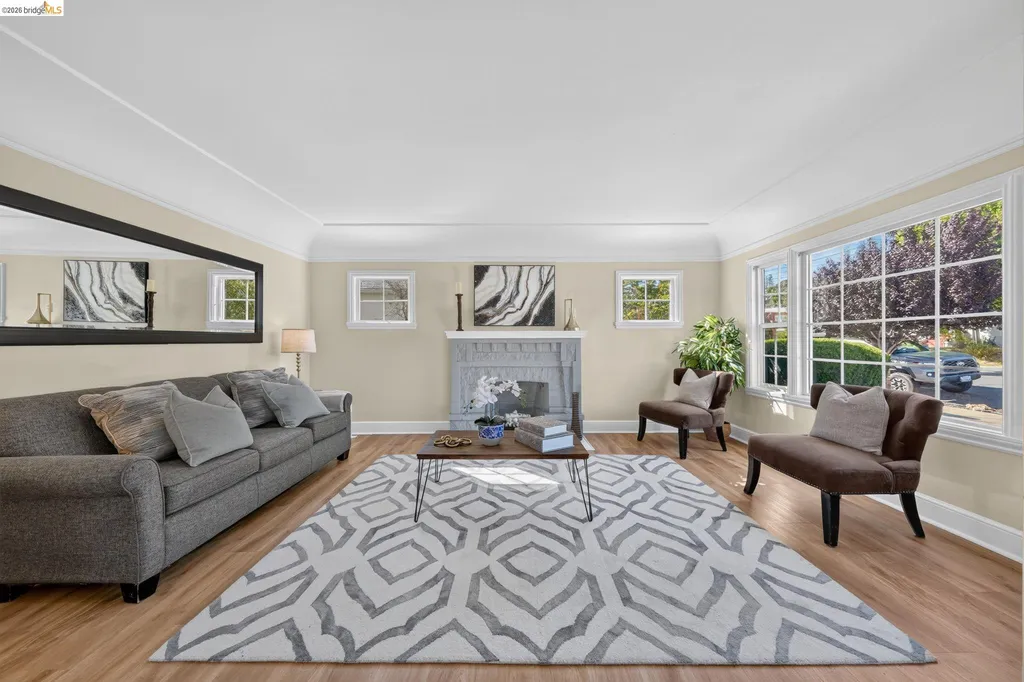3057 Sylvan Avenue Oakland CA 94602