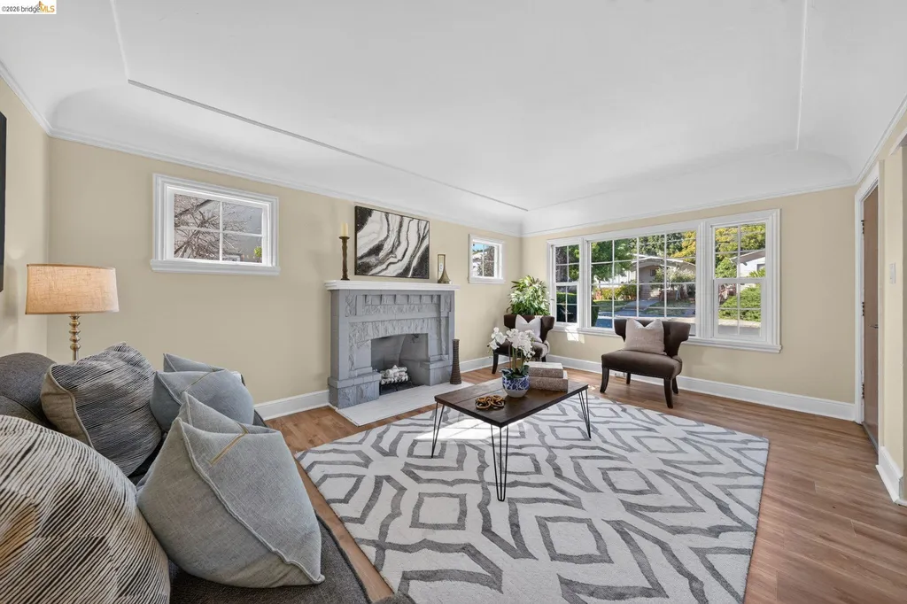 3057 Sylvan Avenue Oakland CA 94602