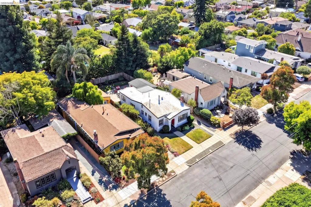 3057 Sylvan Avenue Oakland CA 94602