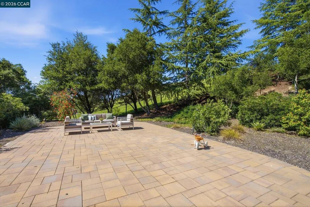 2151 Sky View Court Moraga CA 94556