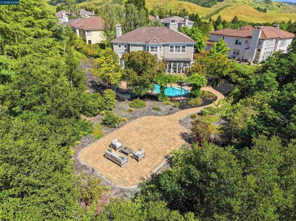 2151 Sky View Court Moraga CA 94556