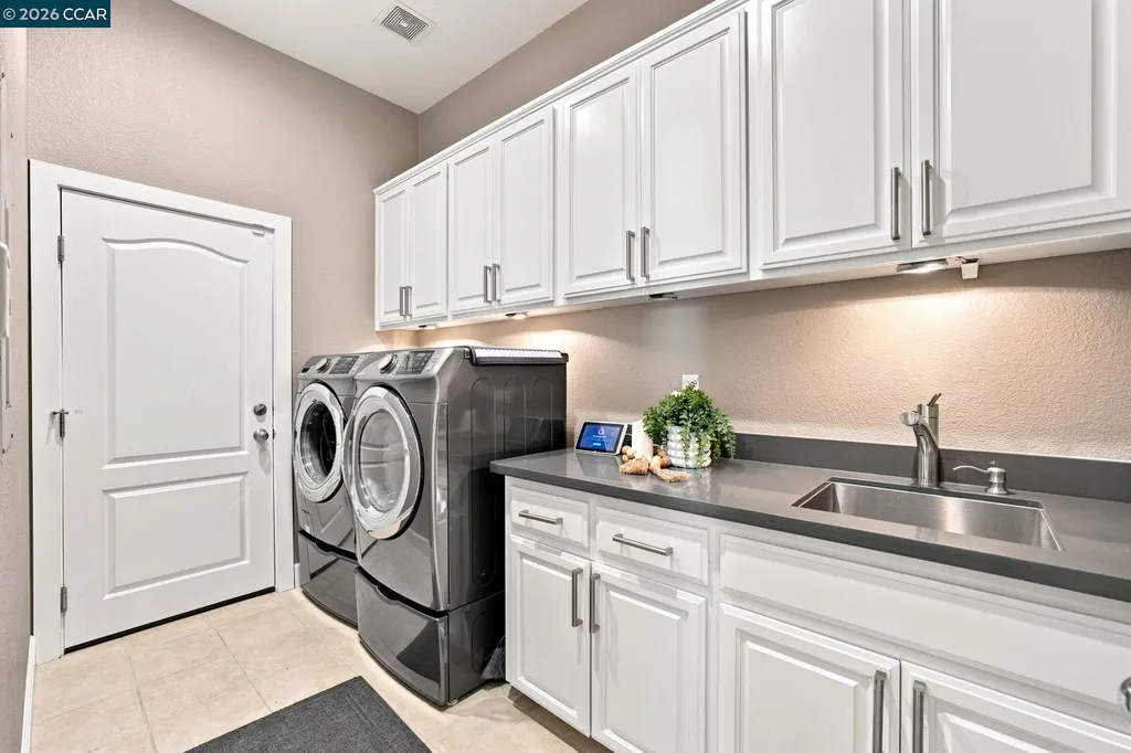3024 Overlook Drive Vallejo CA 94591