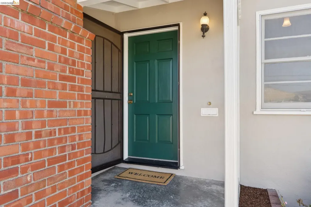 15162 Inverness Street San Leandro CA 94579