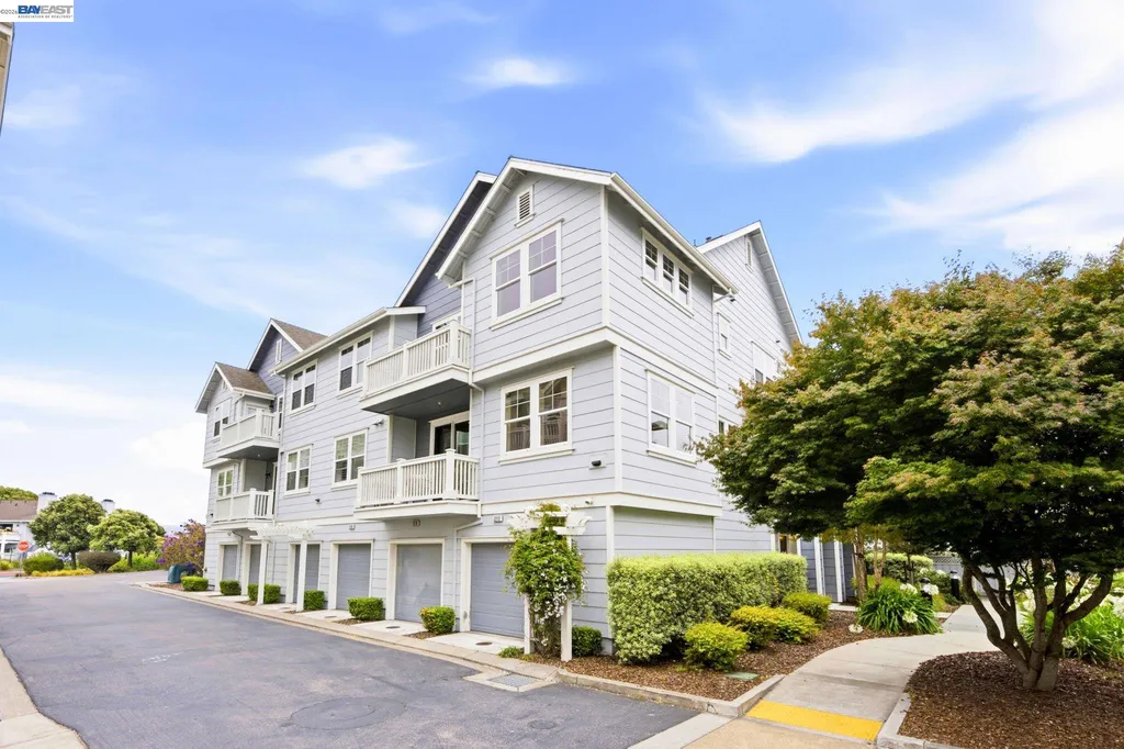 2212 Day Sailor Court Richmond CA 94804