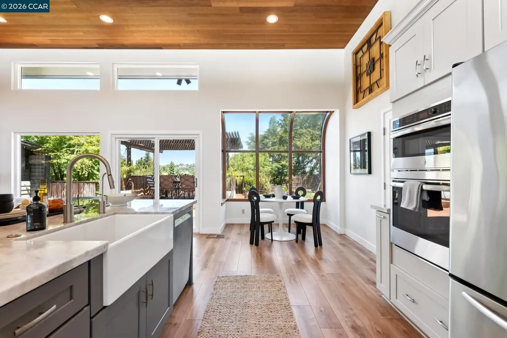 30 Sunrise Lane Lafayette CA 94549